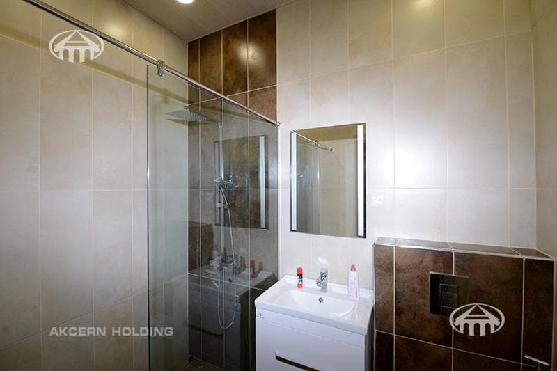 Квартира · 3 комн. · 76,58 м² · Кентрон