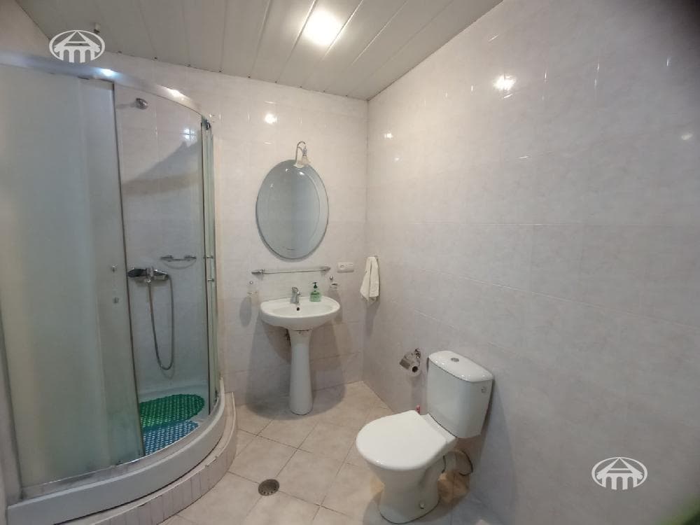Apartment · 4 rooms · 144 m² · Kentron