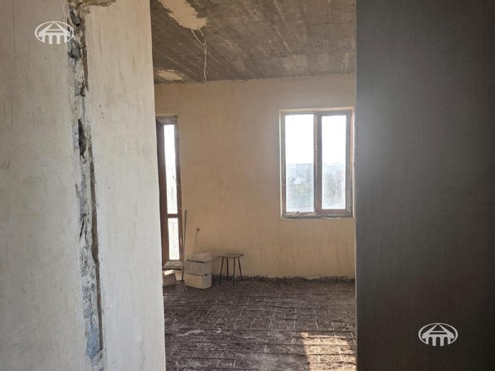 Дом · 5 комн. · 374 м² · Шенгавит