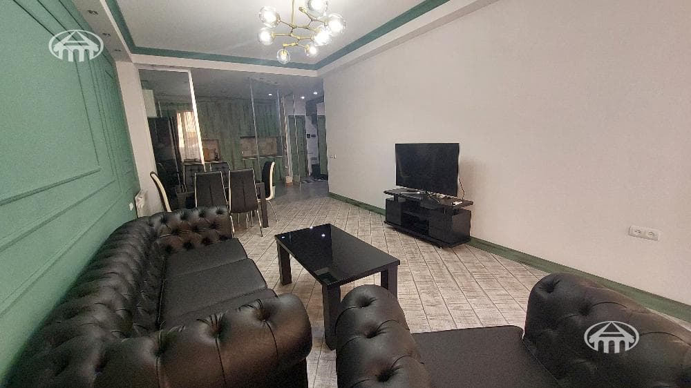 Квартира · 2 комн. · 70 м² · Кентрон