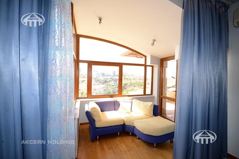 Mansion · 6 rooms · 817 m² · Arabkir
