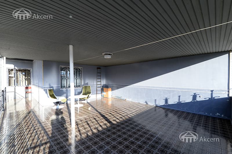 Дом · 7 комн. · 557 м² · Кентрон