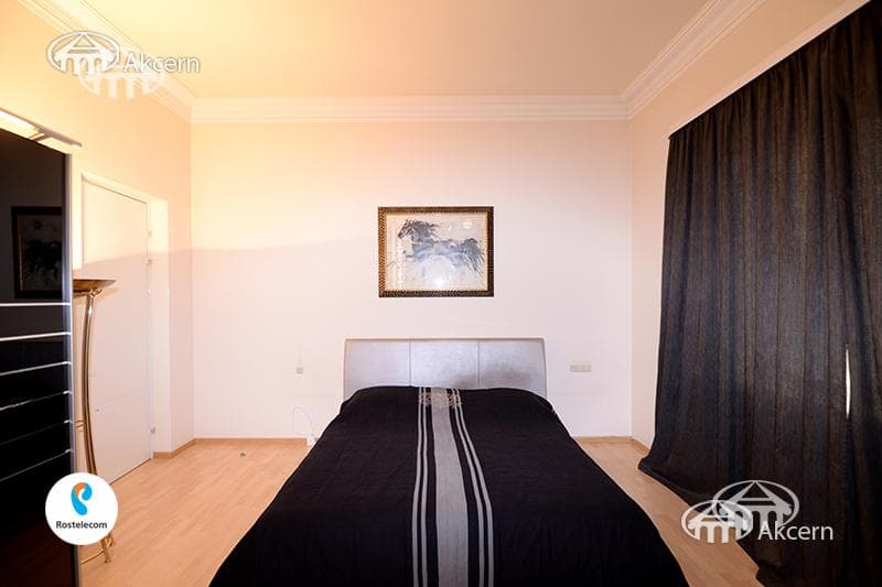 Квартира · 4 комн. · 179 м² · Арабкир