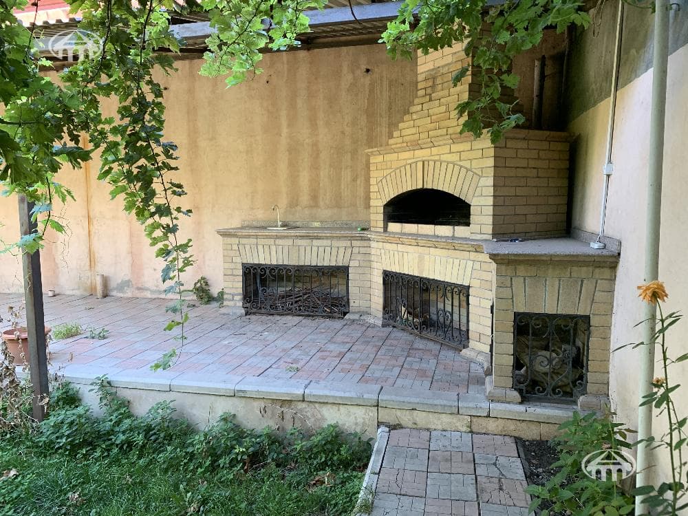 Mansion · 4 rooms · 328 m² · Malatia-Sebastia