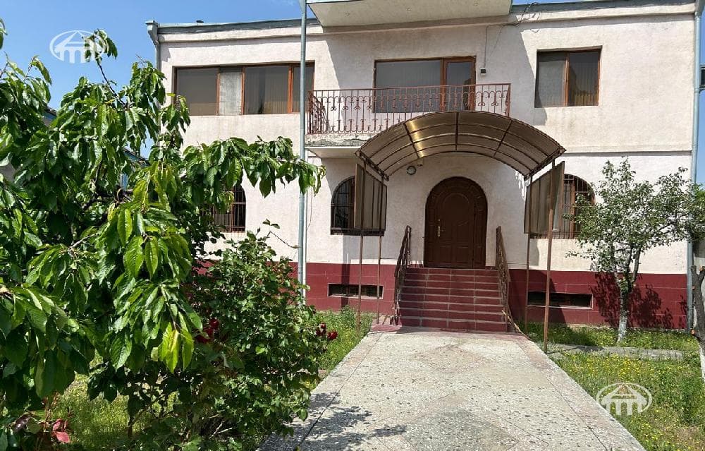 Առանձնատուն · 6 սեն. · 365 մ² · Արաբկիր