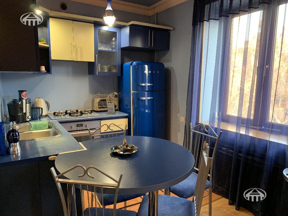 Apartment · 1 rooms · 39 m² · Kentron