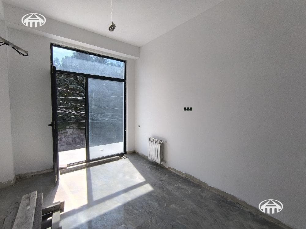 Особняк · 6 комн. · 325 м² · Арабкир