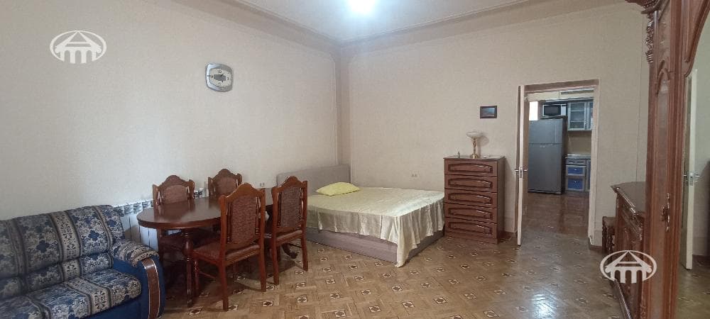 Квартира · 1 комн. · 45 м² · Кентрон