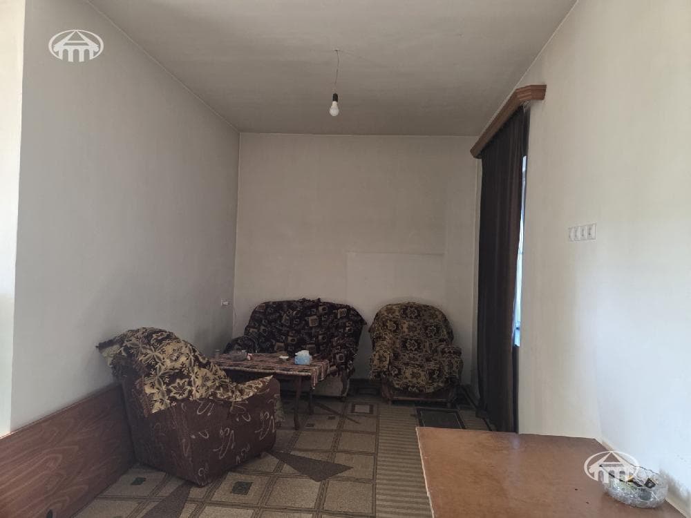 Commercial property · 256 m² · Aintap