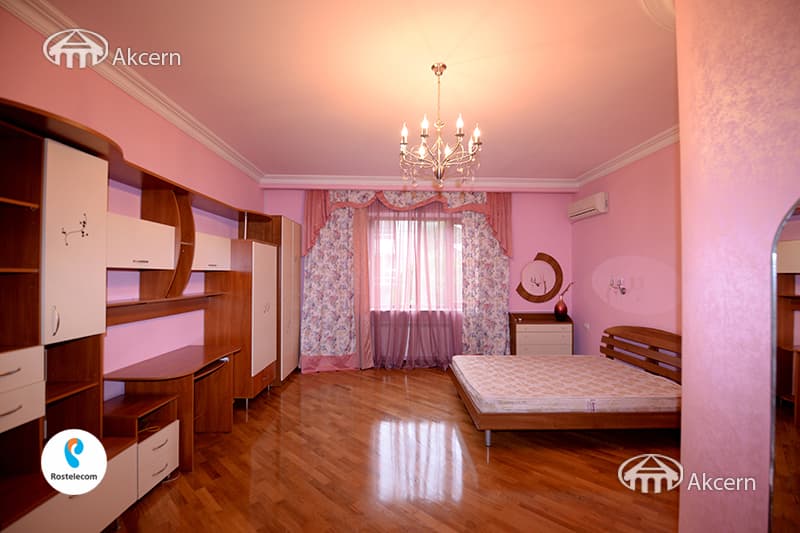 Առանձնատուն · 6 սեն. · 863 մ² · Նորք-Մարաշ