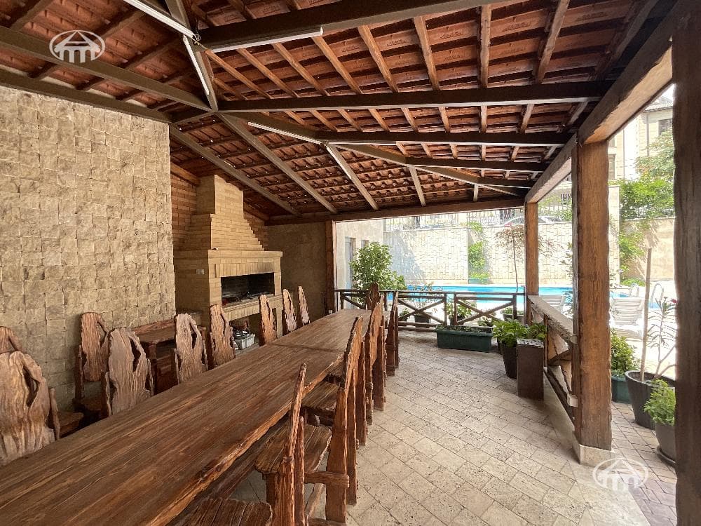 Квартира · 3 комн. · 70 м² · Арабкир