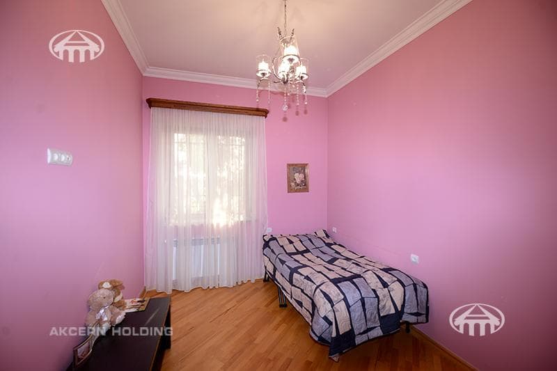 Особняк · 4 комн. · 236 м² · Давташен