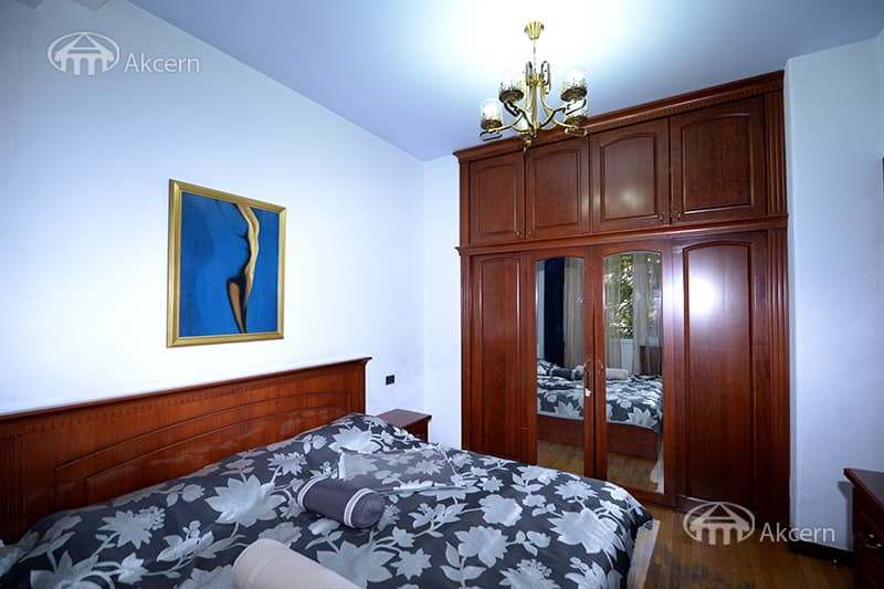Квартира · 4 комн. · 127 м² · Кентрон