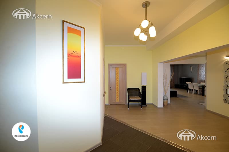 Apartment · 3 rooms · 158 m² · Arabkir