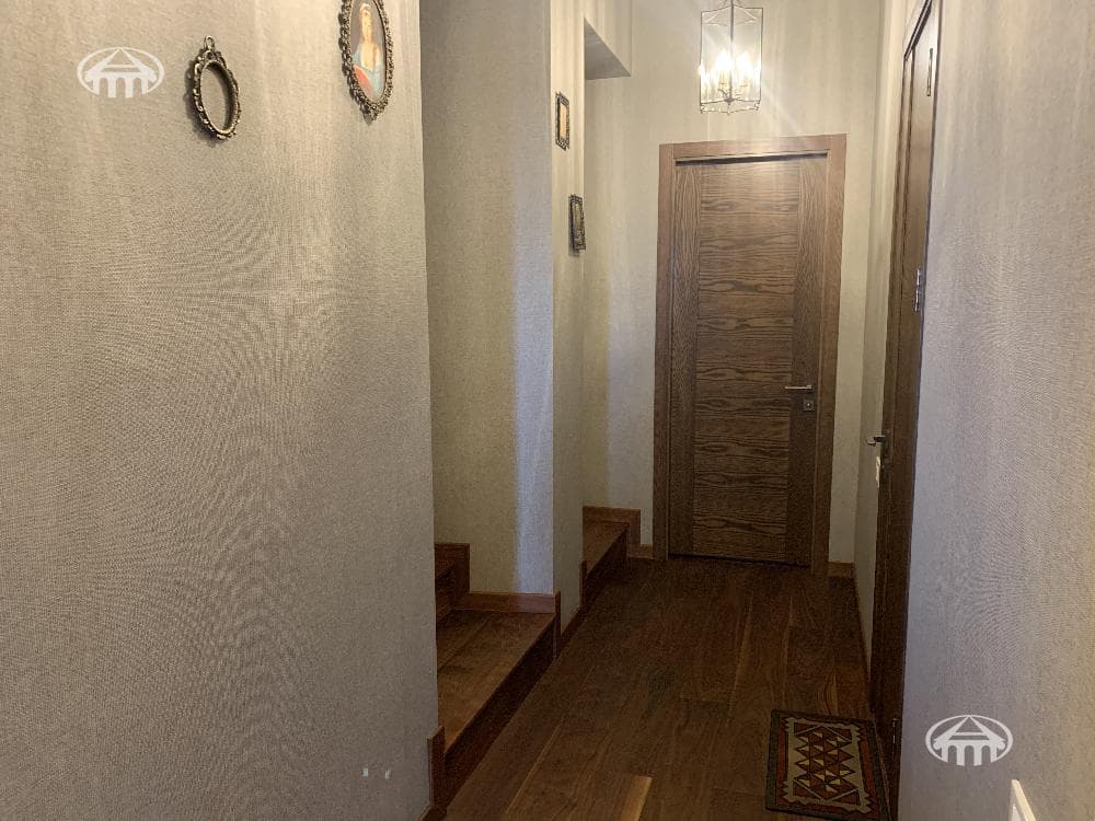 Квартира · 4 комн. · 114 м² · Арабкир