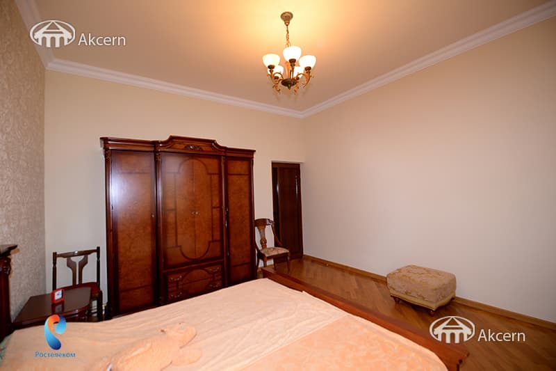 Mansion · 5 rooms · 586 m² · Avan — photo 13 / 34