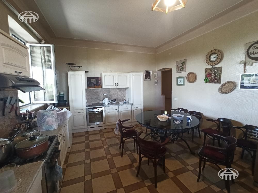 House · 8 rooms · 459 m² · Nor Nork