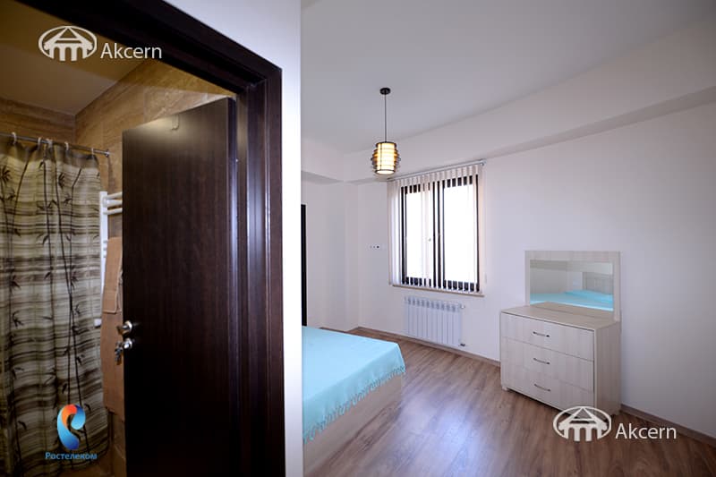 Квартира · 3 комн. · 126 м² · Кентрон