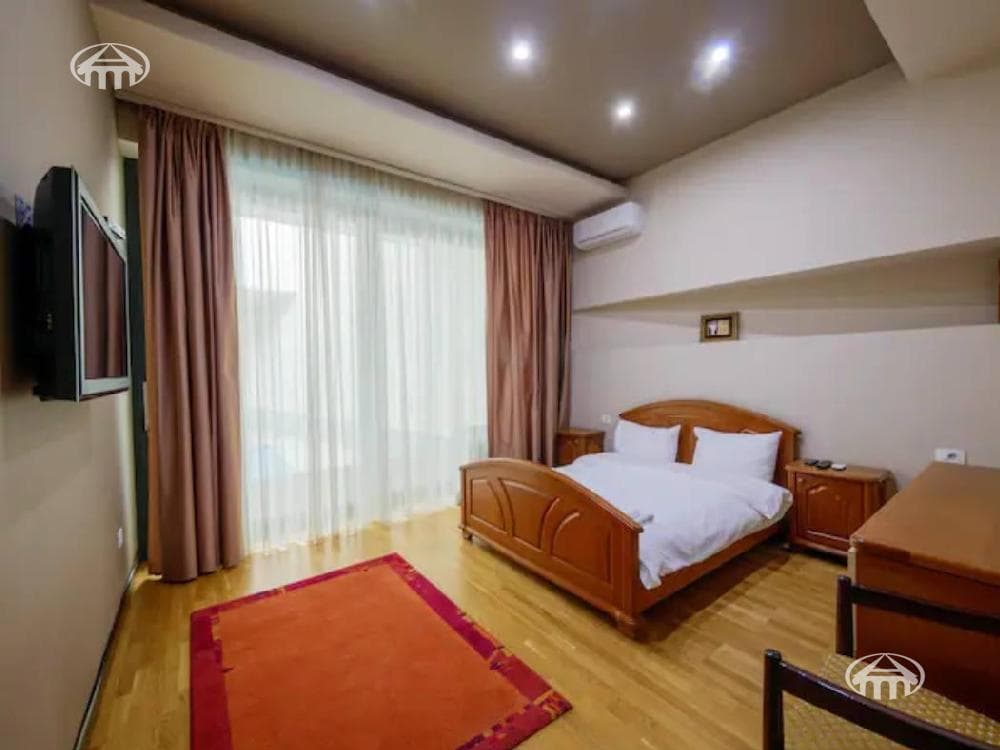 Mansion · 6 rooms · 500 m² · Kanaker-Zeytun