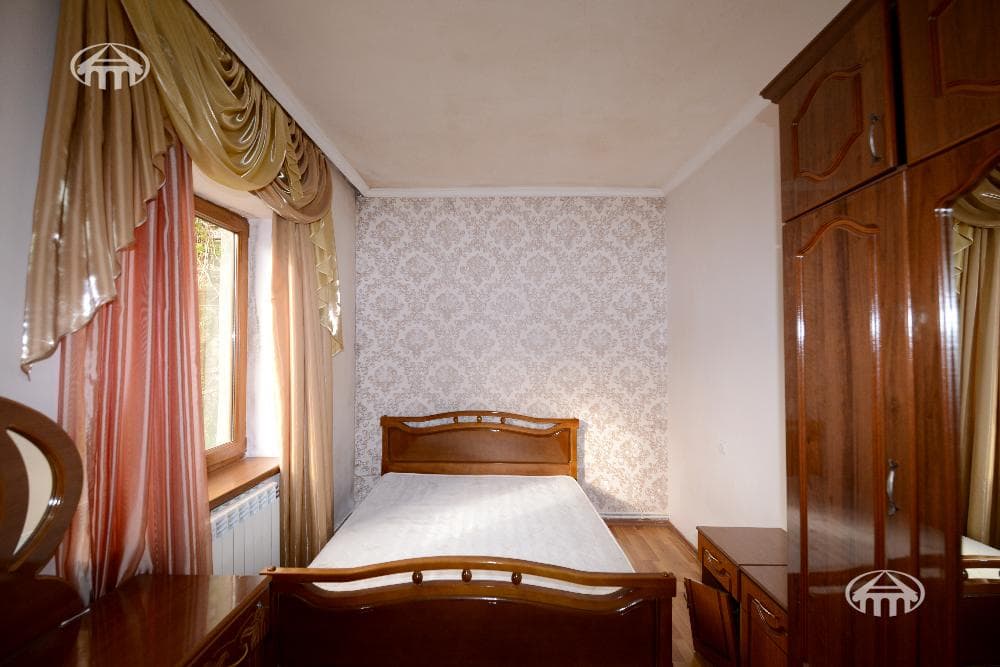 Особняк · 5 комн. · 242 м² · Давташен