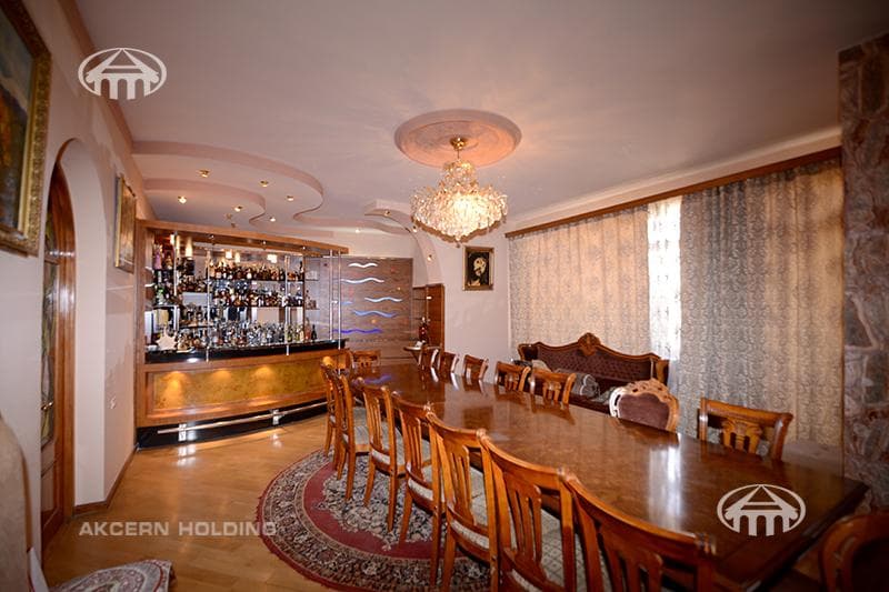 Mansion · 9 rooms · 671 m² · Arabkir