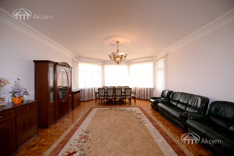 Mansion · 9 rooms · 777 m² · Malatia-Sebastia