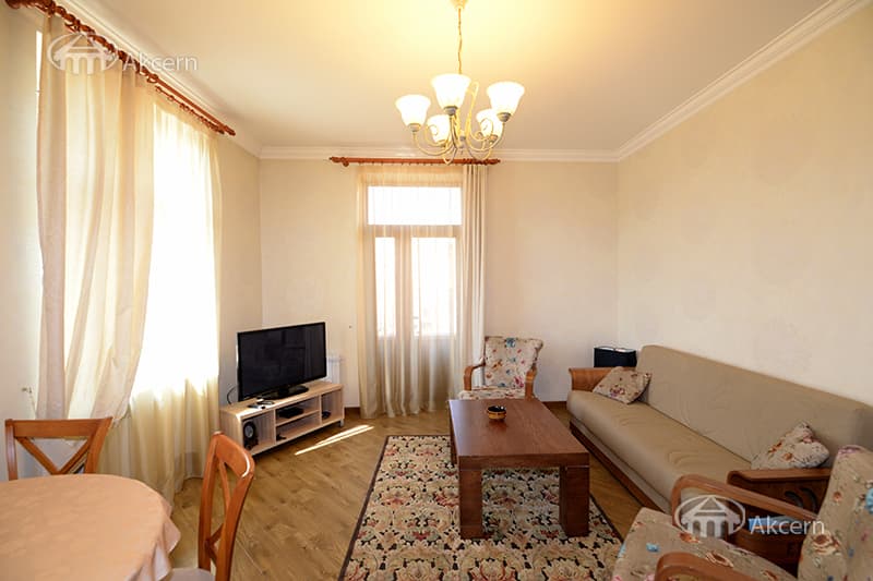 Квартира · 2 комн. · 49 м² · Кентрон