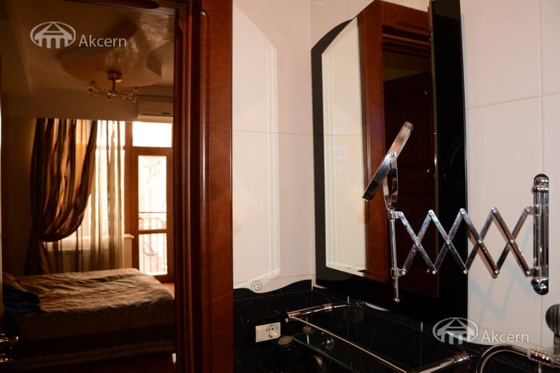 Квартира · 4 комн. · 146 м² · Арабкир