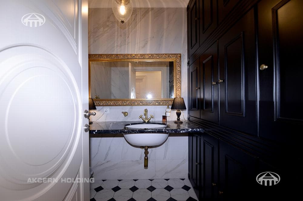 Apartment · 4 rooms · 176 m² · Kentron