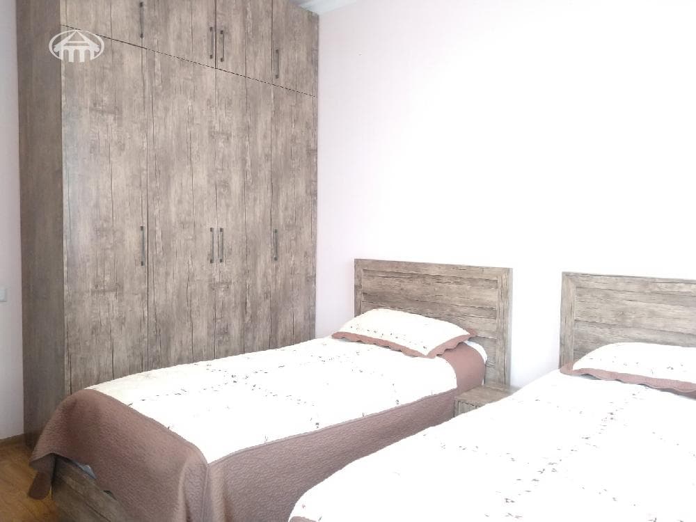 Квартира · 3 комн. · 96 м² · Канакер-Зейтун
