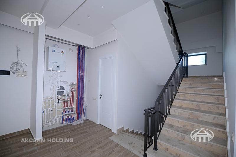 House · 5 rooms · 394 m² · Arabkir