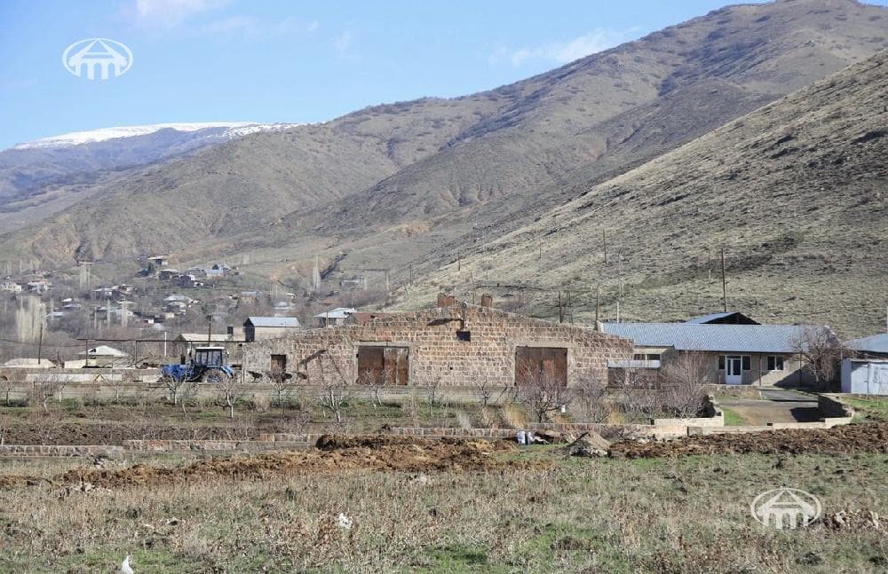 Прочее · 1 565 м² · Арзакан