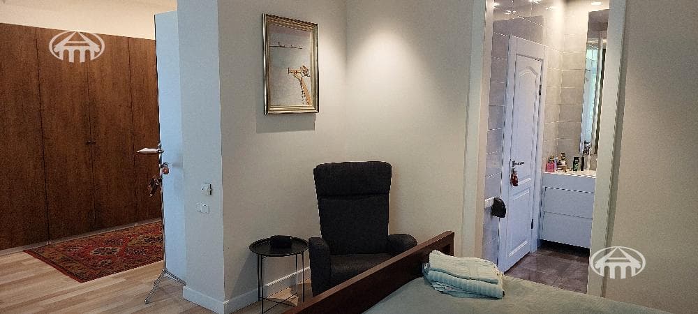 Особняк · 6 комн. · 320 м² · Птгни