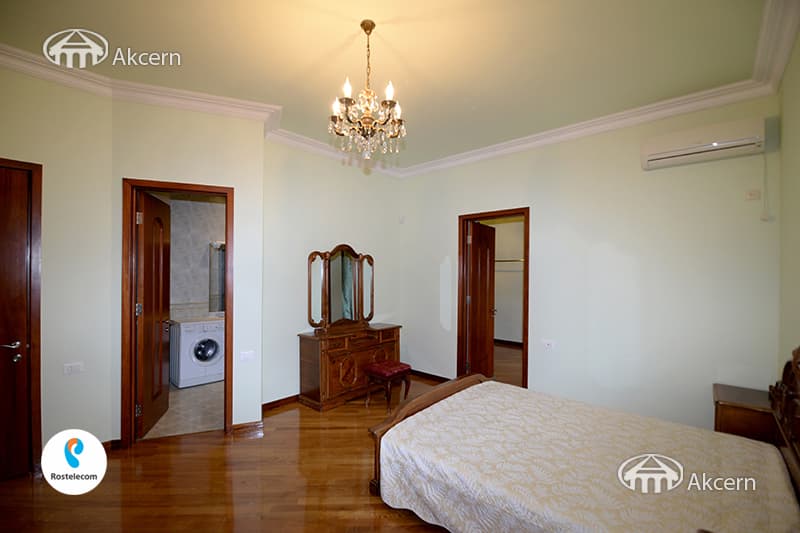 Առանձնատուն · 6 սեն. · 863 մ² · Նորք-Մարաշ