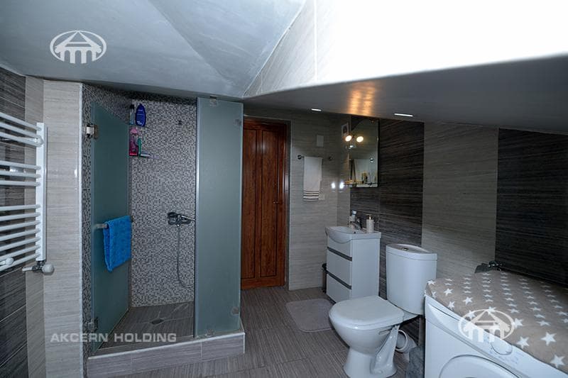 Apartment · 5 rooms · 193 m² · Arabkir