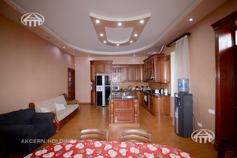 Mansion · 6 rooms · 415 m² · Nor Nork