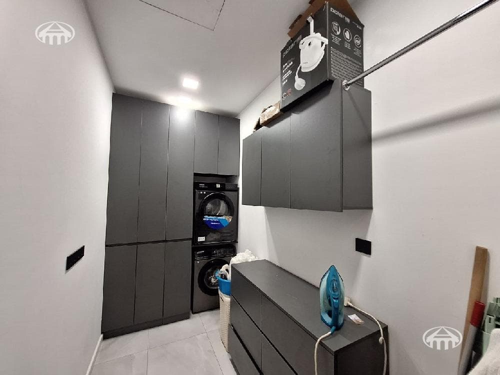 Mansion · 6 rooms · 246 m² · Zovuni