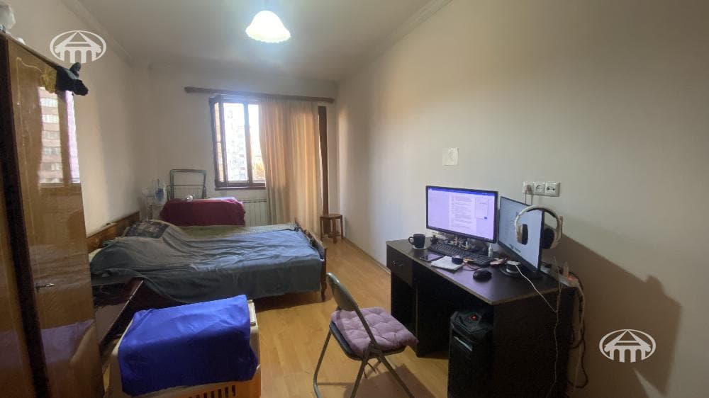 Apartment · 3 rooms · 126 m² · Kentron