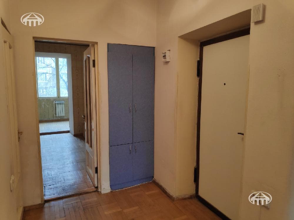 Квартира · 2 комн. · 64 м² · Кентрон