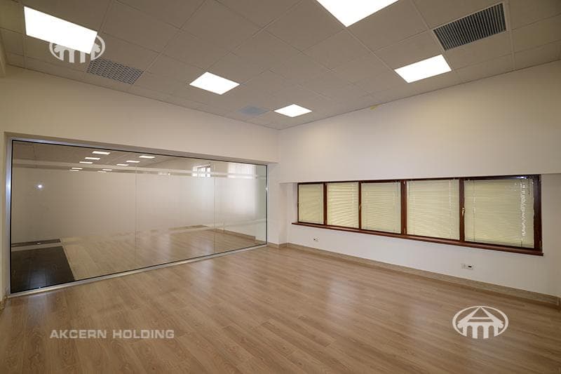 Офис · 681 м² · Канакер-Зейтун