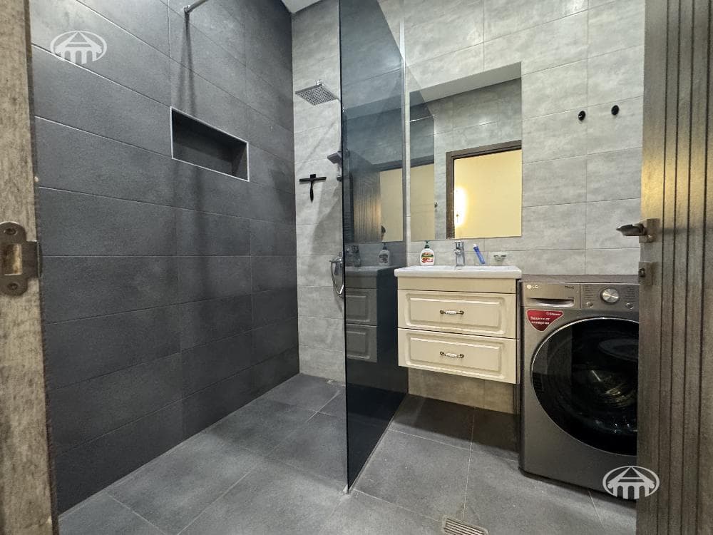 Квартира · 2 комн. · 61 м² · Арабкир