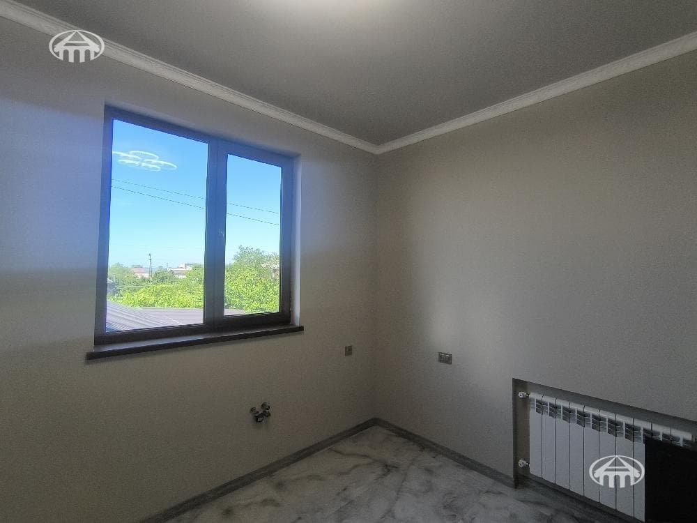 Офис · 270 м² · Давташен