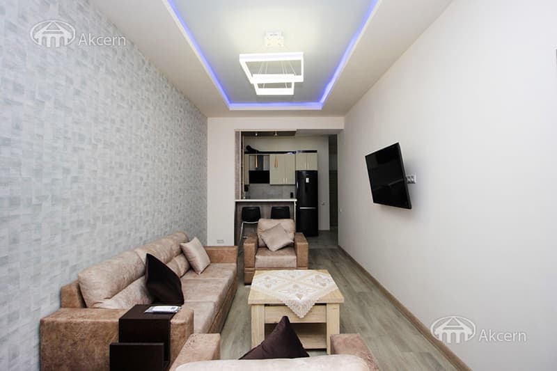 Apartment · 2 rooms · 80 m² · Kentron