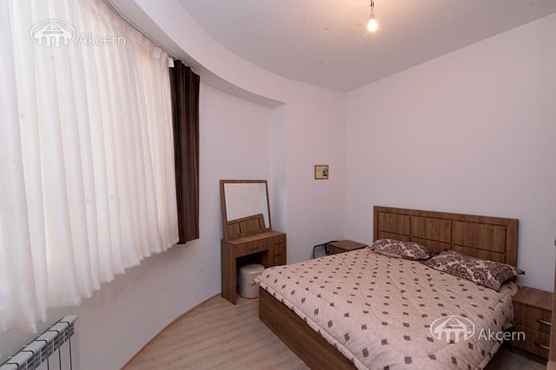 Квартира · 2 комн. · 52 м² · Арабкир