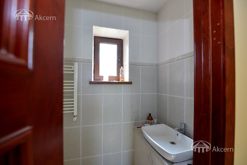 Загородный дом · 5 комн. · 249 м² · Раздан