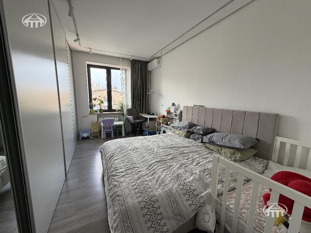 Apartment · 3 rooms · 98 m² · Arabkir
