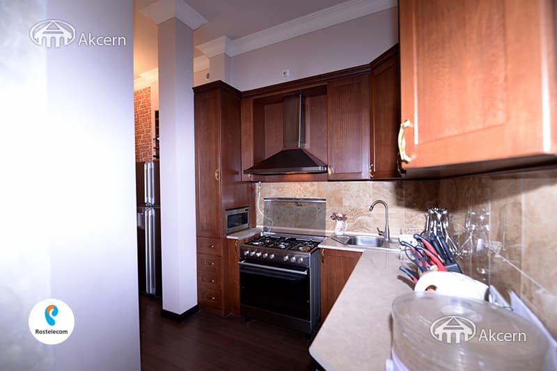 Квартира · 5 комн. · 120 м² · Кентрон