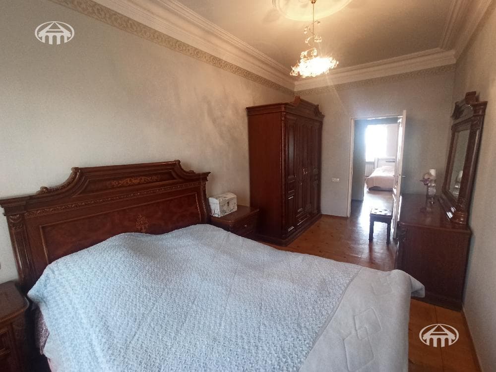 Дом · 5 комн. · 325 м² · Малатия-Себастия