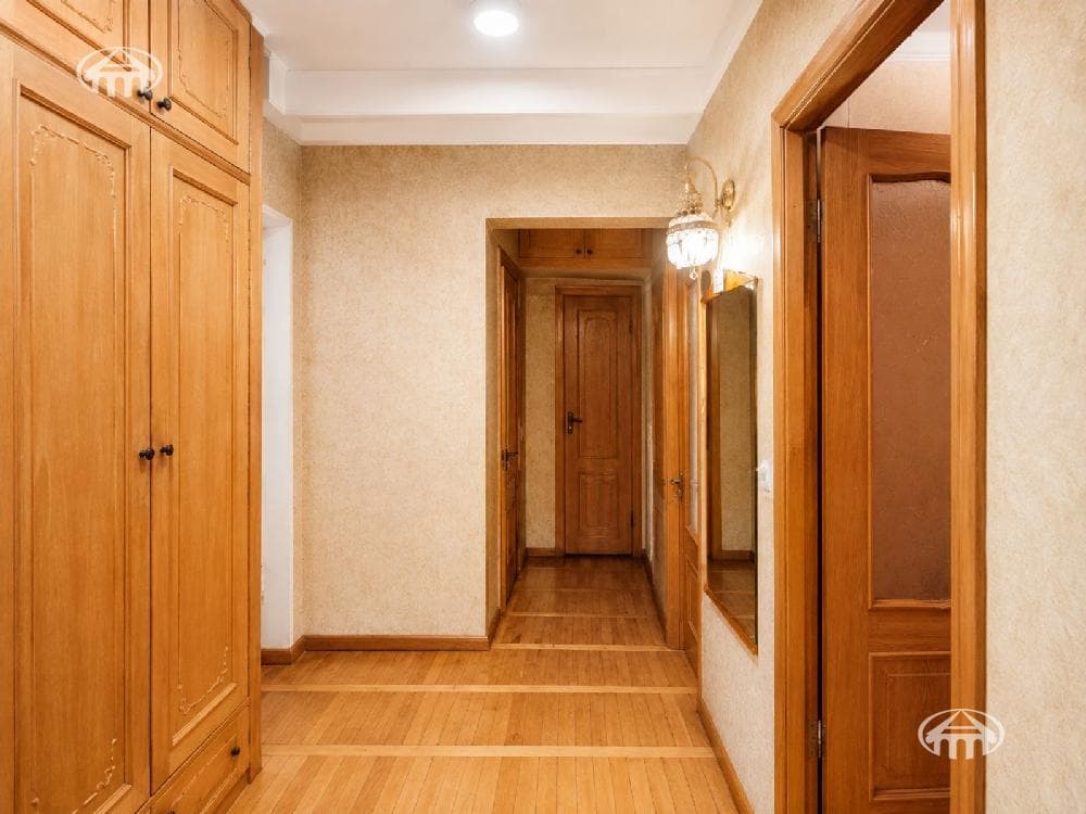 Квартира · 2 комн. · 65 м² · Арабкир