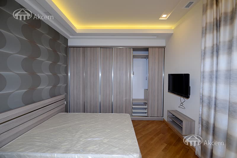 House · 5 rooms · 500 m² · Ajapnyak